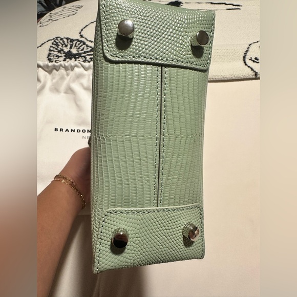 NWT Brandon Blackwood Kuei Green Lizard Print Bag🦎 - Picture 6 of 14